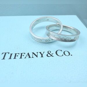 Tiffany & Co. 1837 Interlocking Circles Ring Sterling Silver — Size 6